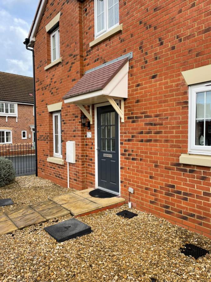 Stunning Large Detached Gloucester, 4 Beds, 3 Bedroom, 2 Bathroom Property, Nr Chelt, The Docks And Quays Sleeps 6 Bagian luar foto